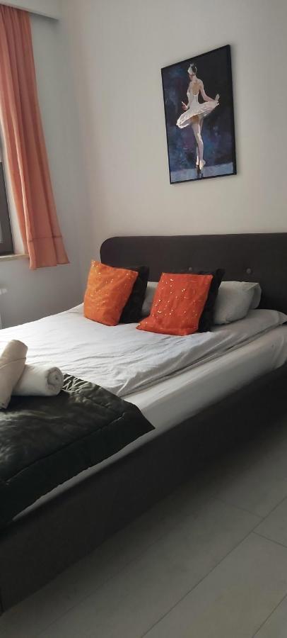Central Apartments Ogrody 3 & Parking Гданск Екстериор снимка